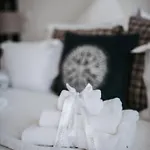 Rokusfalvy Borhotel Es Fogado *