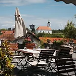 Inn Rokusfalvy Borhotel Es Fogado *