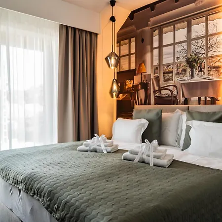 Rokusfalvy Borhotel Es Fogado 艾杰克