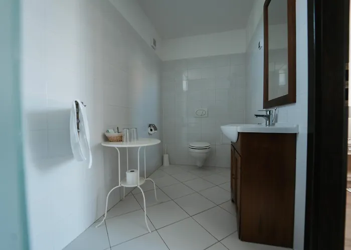 Rokusfalvy Borhotel Es Fogado * إتيك